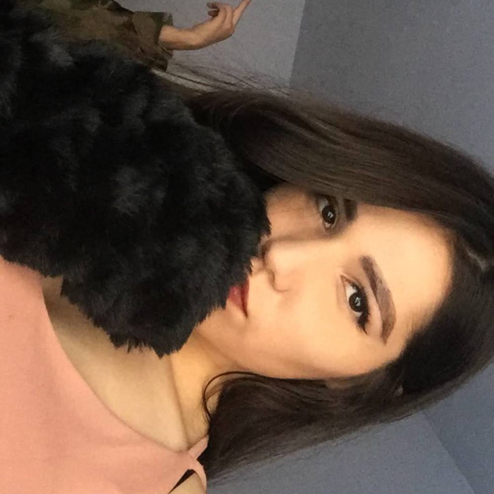 Meet your Posher, Isabella